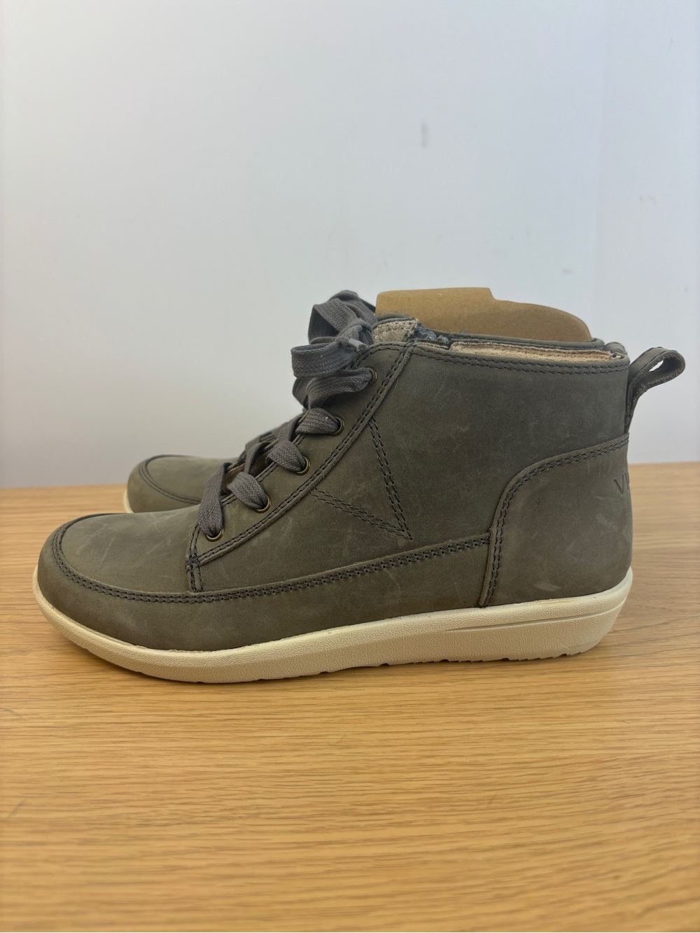 Vionic Shawna Ankle Boot Woman’s Size 6 in Slate Grey NEW!